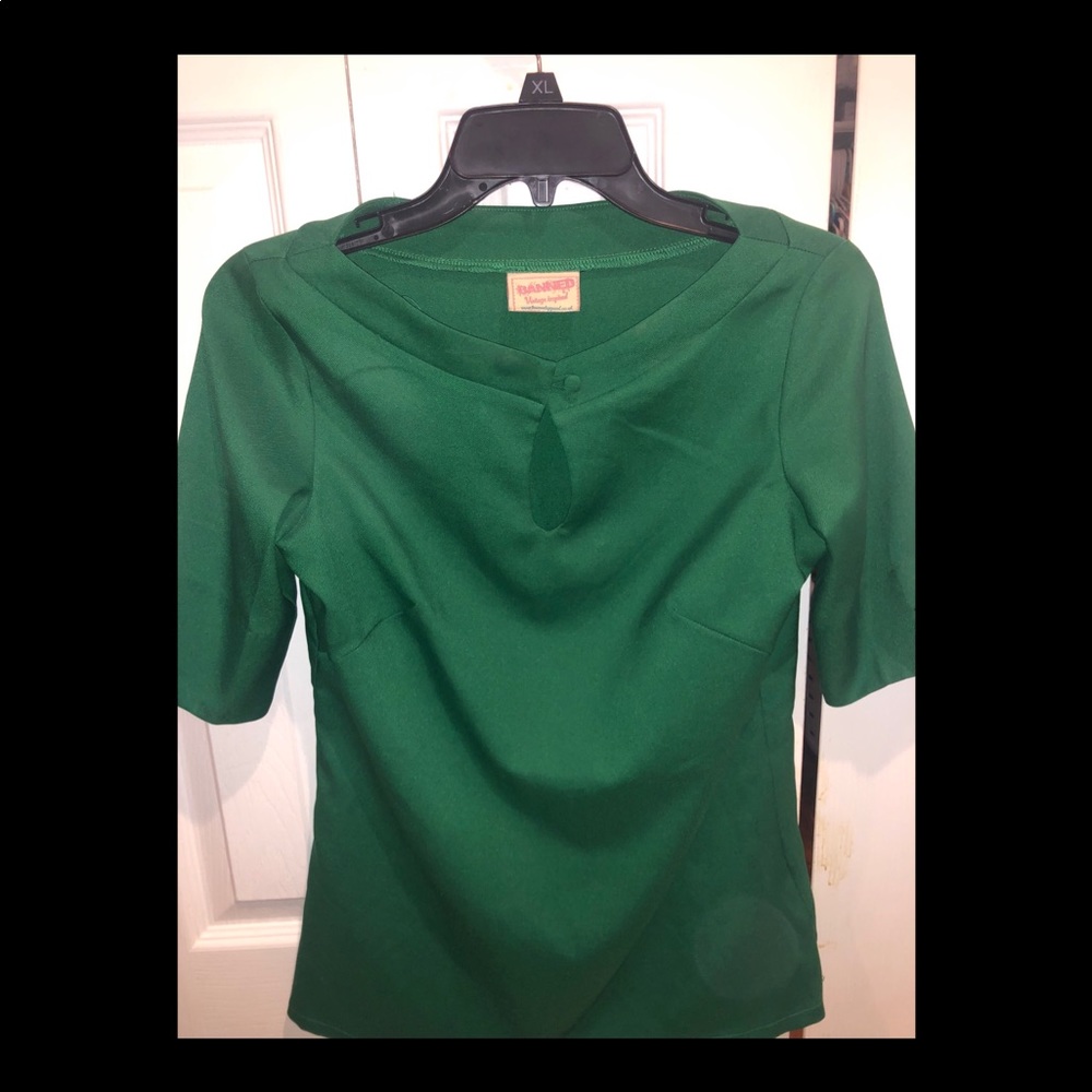 Retro inspired mod cloth top